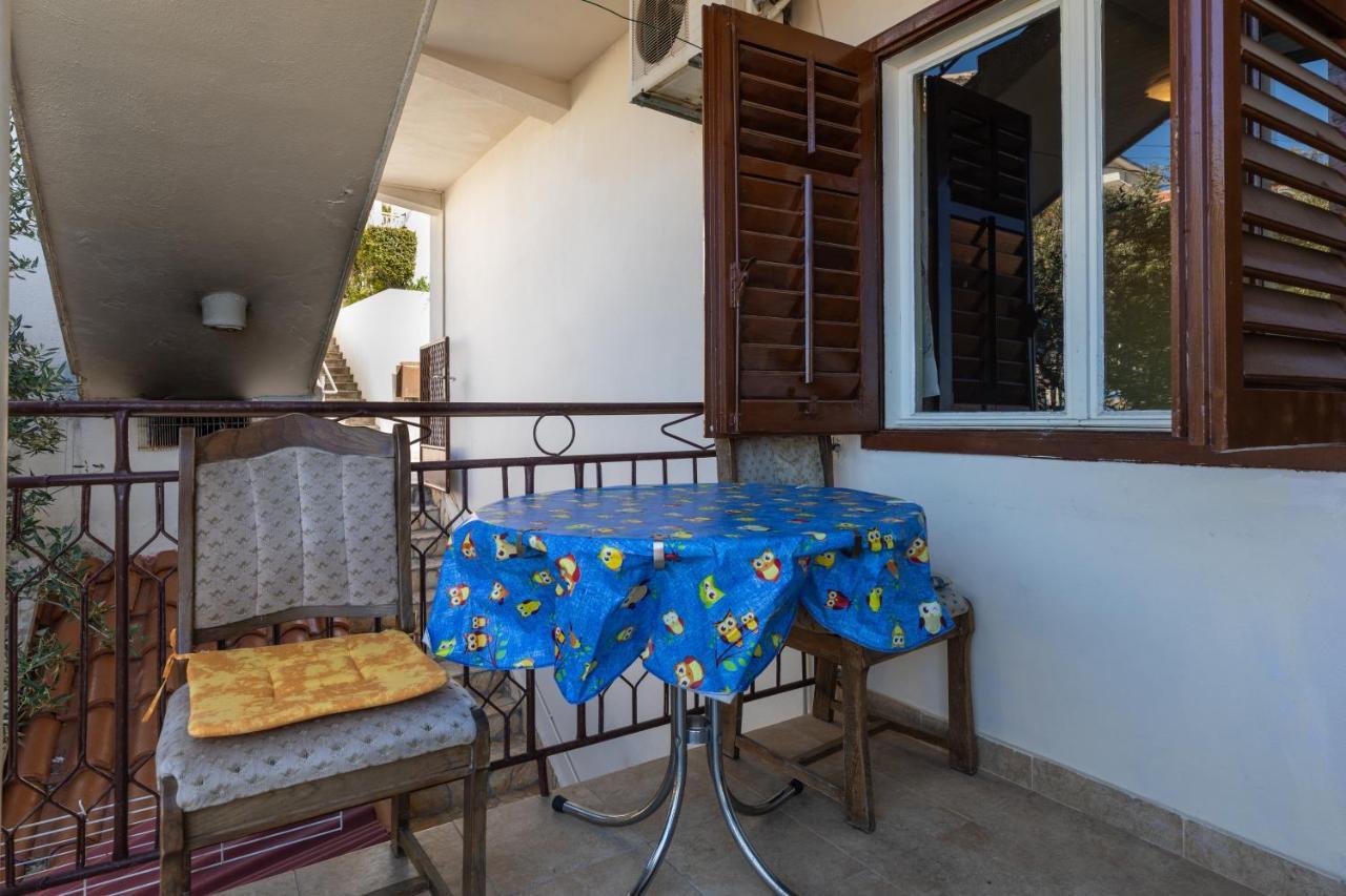 Apartments By The Sea Sumpetar, Omis - 9435 Zewnętrze zdjęcie